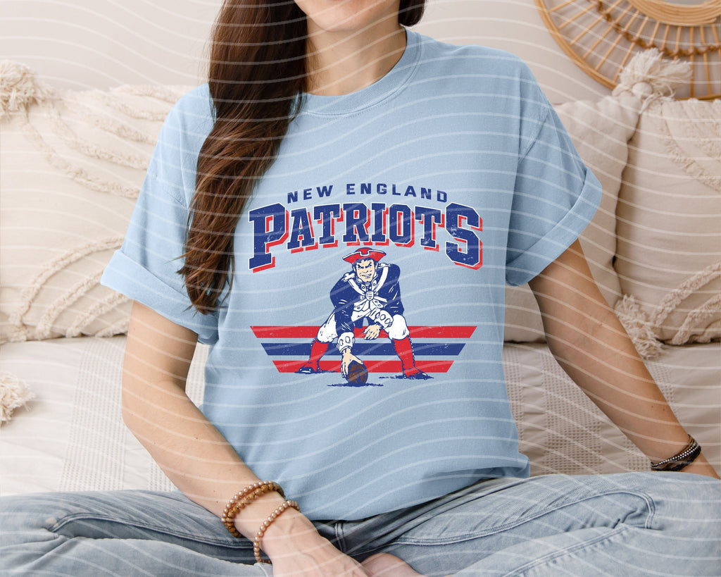 Vintage Team Patriots Graphic Tee product image 3