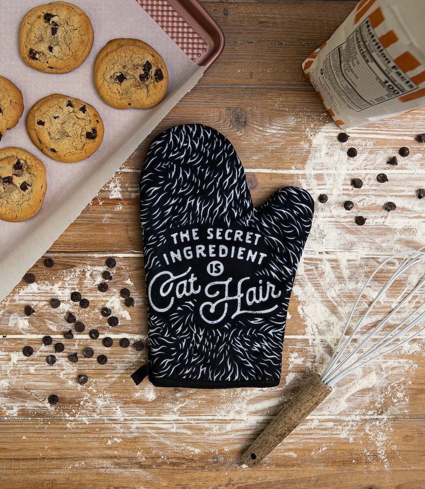 The Secret Ingredient Is Cat Hair Oven Mitt + Apron Bakeware